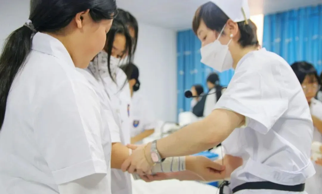 中考志愿填报即将结束!广州涉外中职部周末开放日邀您探校!-第10张图片-四季读书网