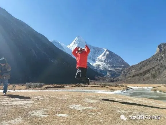 【恐龙哥哥独家线路】6月17日中考后第一游:云南大理、宝山石头城、丽江、香格里拉、稻城亚丁、虎跳峡、泸沽湖、双飞精品小团纯玩8日游-第24张图片-四季读书网