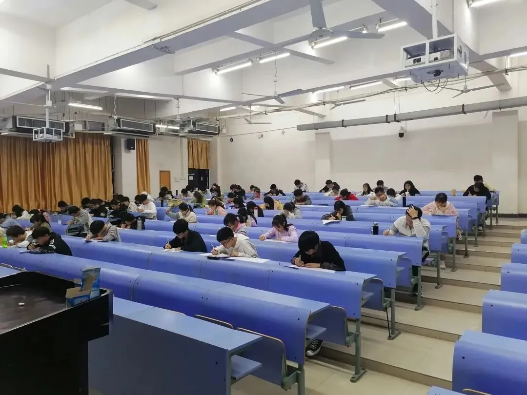 期中模拟考 一起考考考考考|数学与统计学院2020级期中考试考-第8张图片-四季读书网