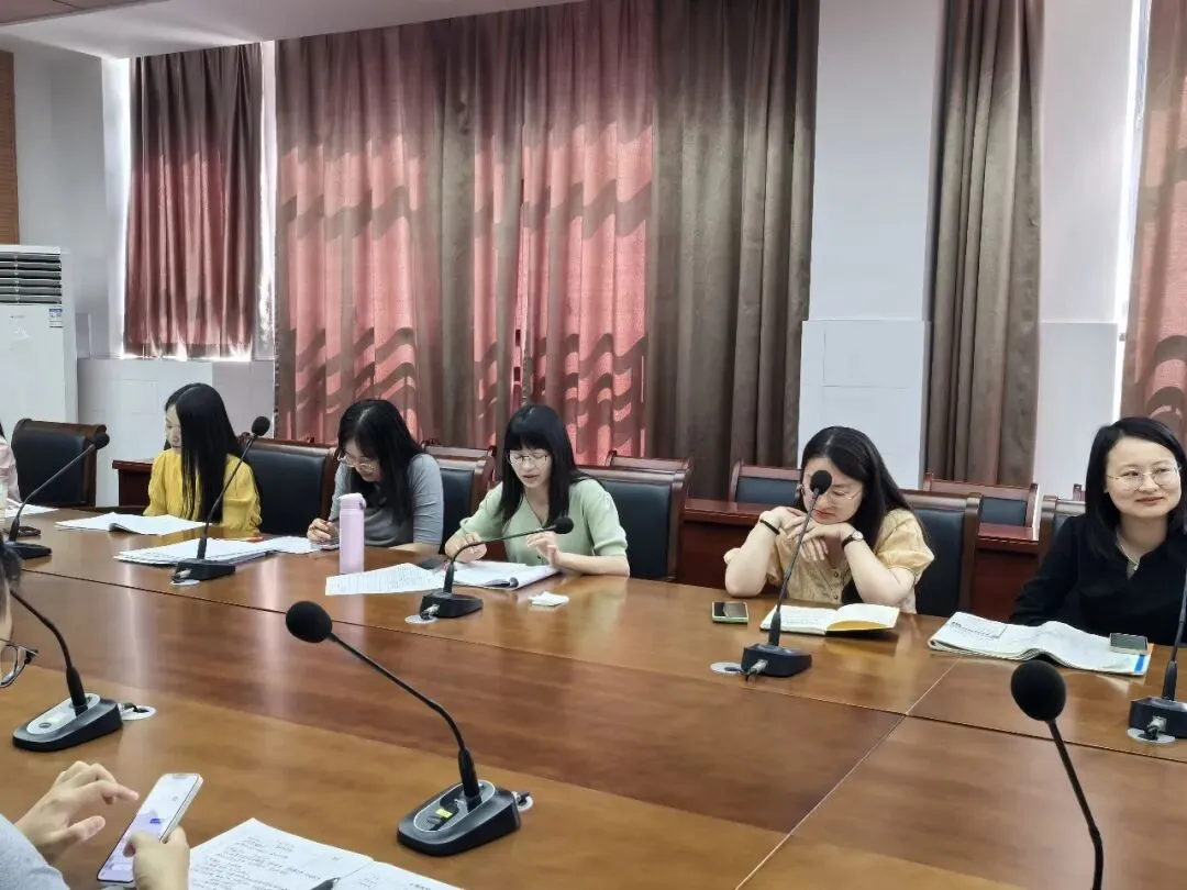 【教育教研】精研复习讲评,赋能中考备考——望岳校区九年级英语备课组开展“新秀月”展示课活动-第11张图片-四季读书网
