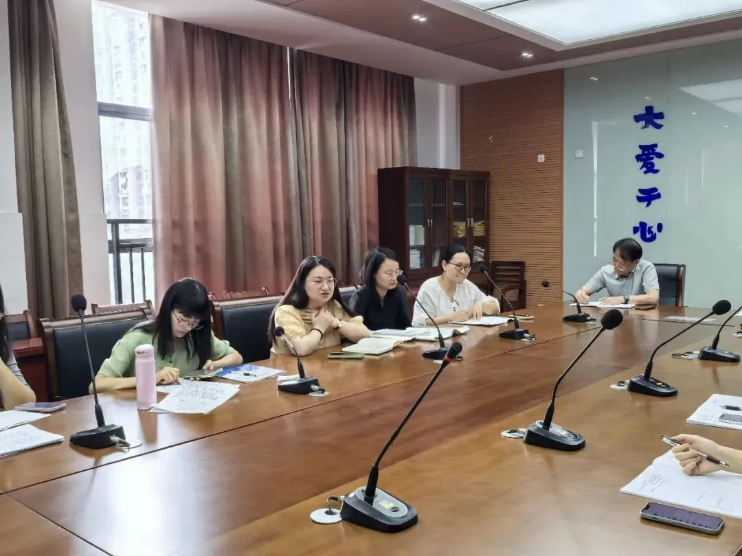 【教育教研】精研复习讲评,赋能中考备考——望岳校区九年级英语备课组开展“新秀月”展示课活动-第13张图片-四季读书网