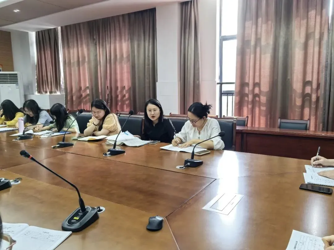 【教育教研】精研复习讲评,赋能中考备考——望岳校区九年级英语备课组开展“新秀月”展示课活动-第14张图片-四季读书网