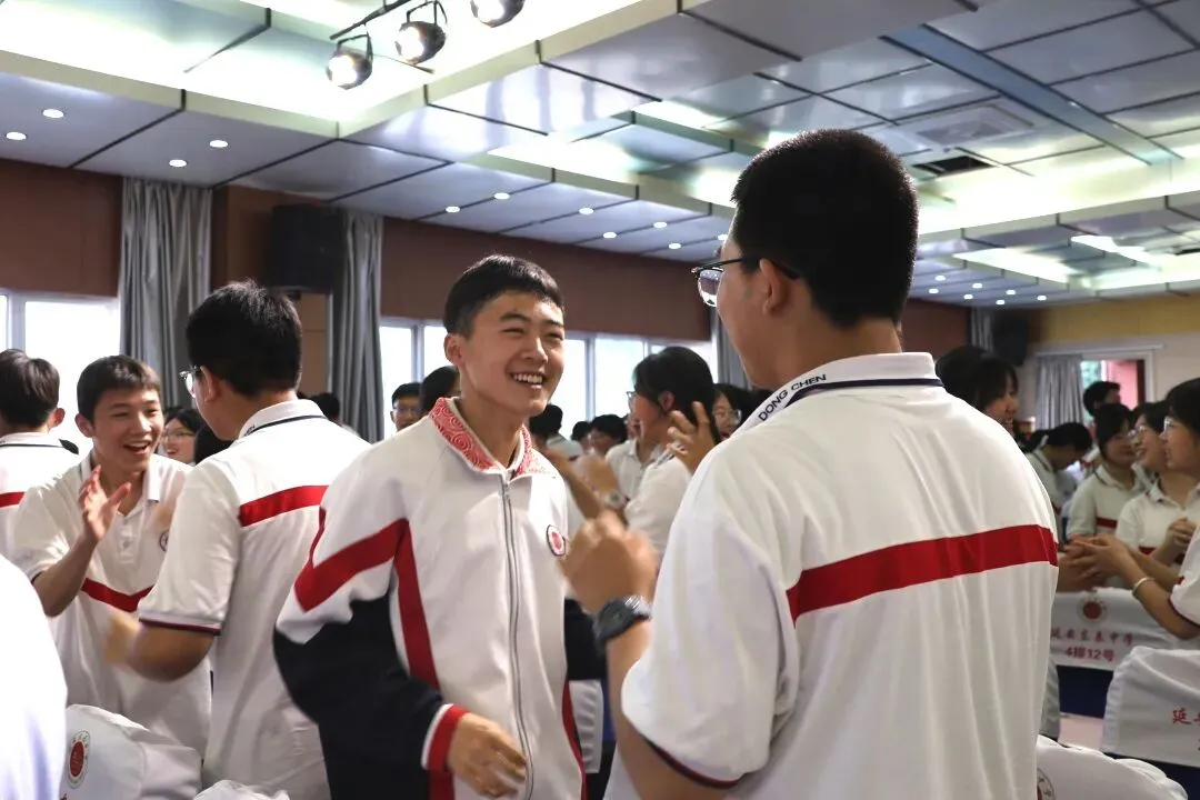 放松身心释压力,聚力前行赢中考——延安东辰中学初三考前心理减压赋能活动圆满举行-第4张图片-四季读书网