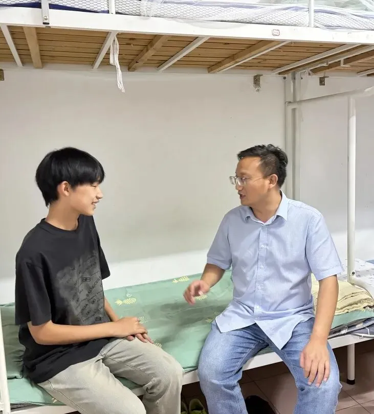凝心蓄力赴中考,同心笃行启华章-第18张图片-四季读书网