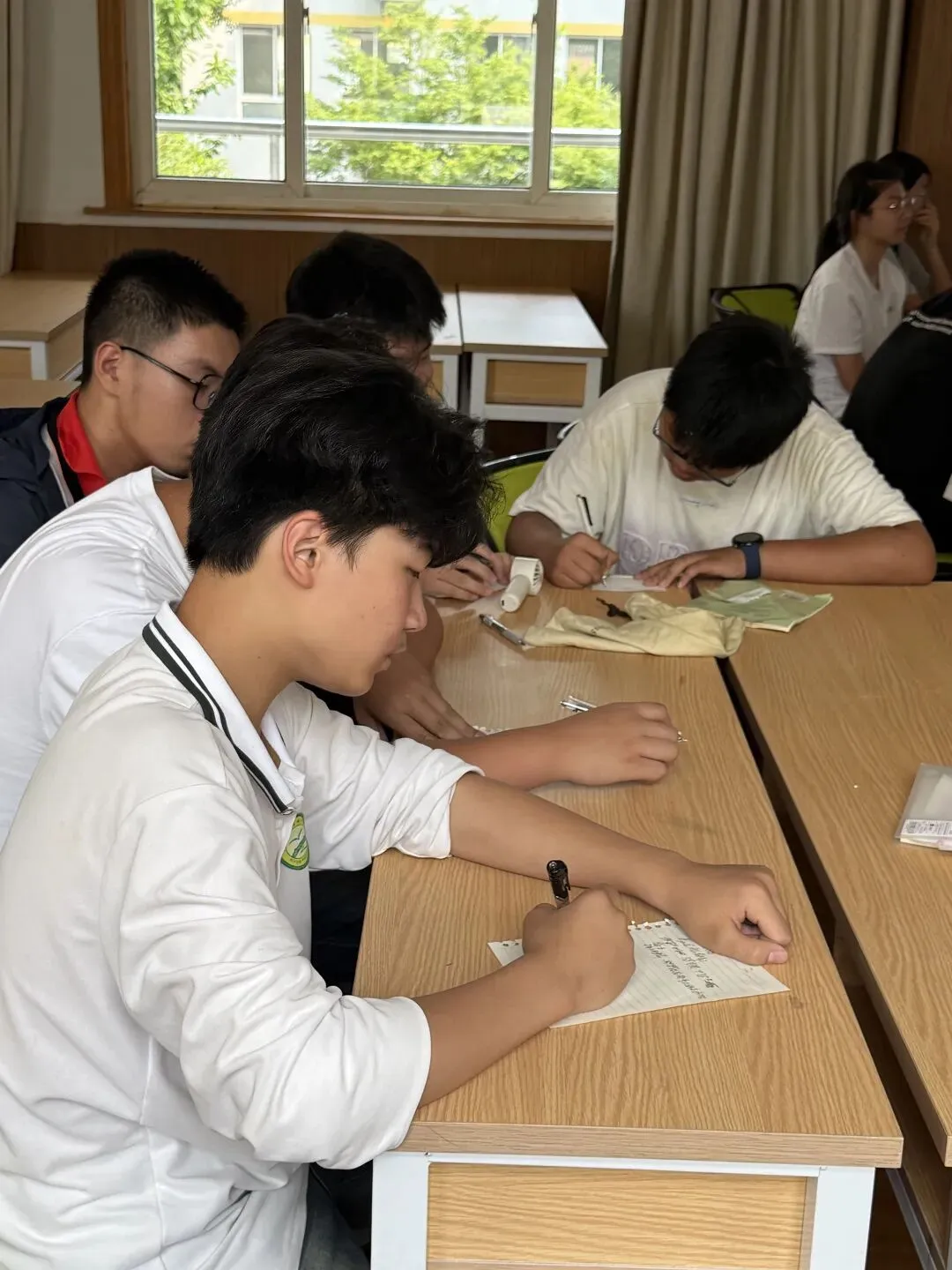 【宁静心桥】为中考学子“调一杯情绪咖啡”——无锡市清名桥中学心理团辅活动-第2张图片-四季读书网