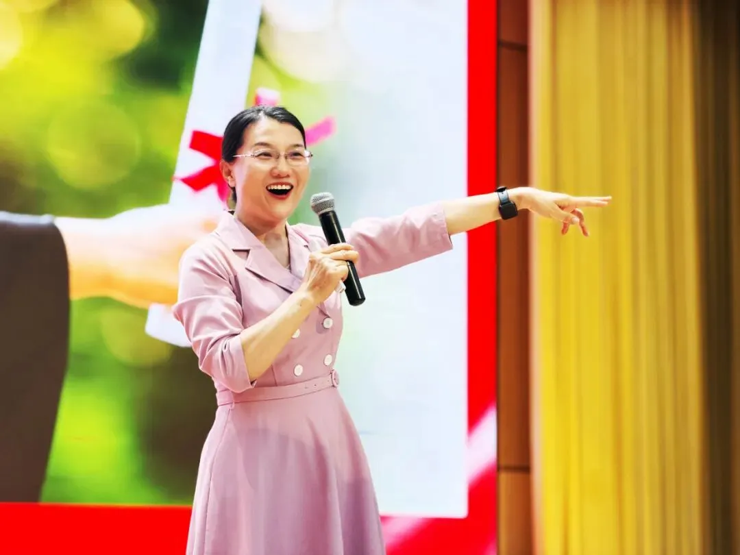 云端牵线鲁喀同心 心理赋能助力中考——桃都实验学校与岳普湖第四中学校际共建暨心理辅导报告会纪实-第5张图片-四季读书网