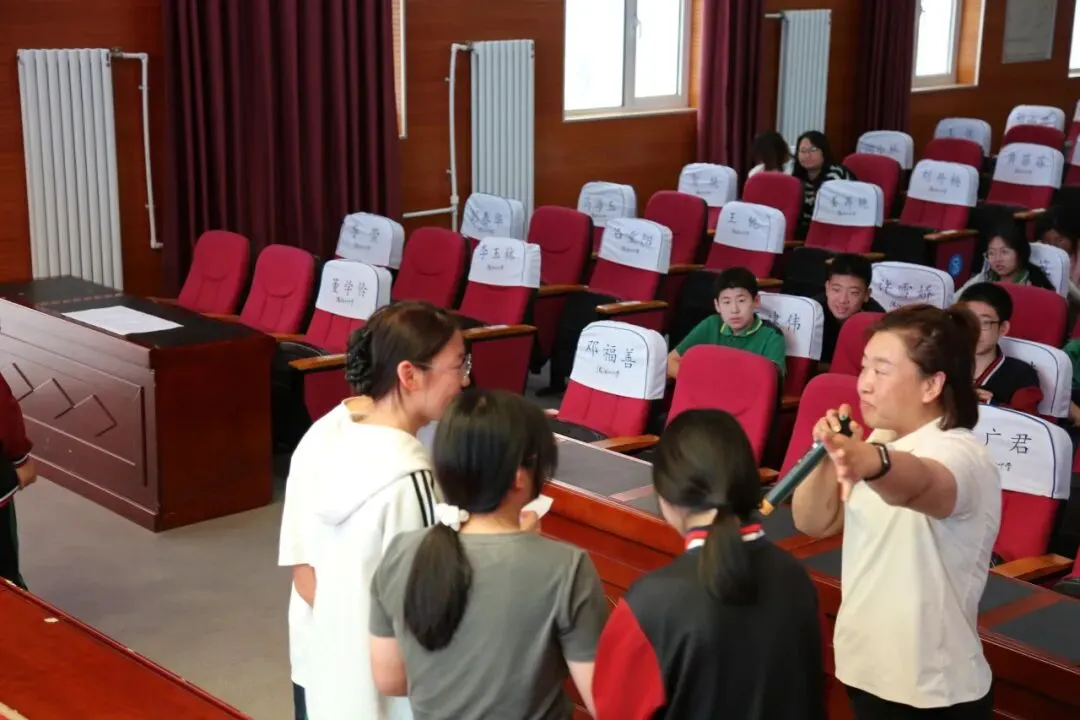 畅言心绪舒压力 凝心赋能向中考-第26张图片-四季读书网
