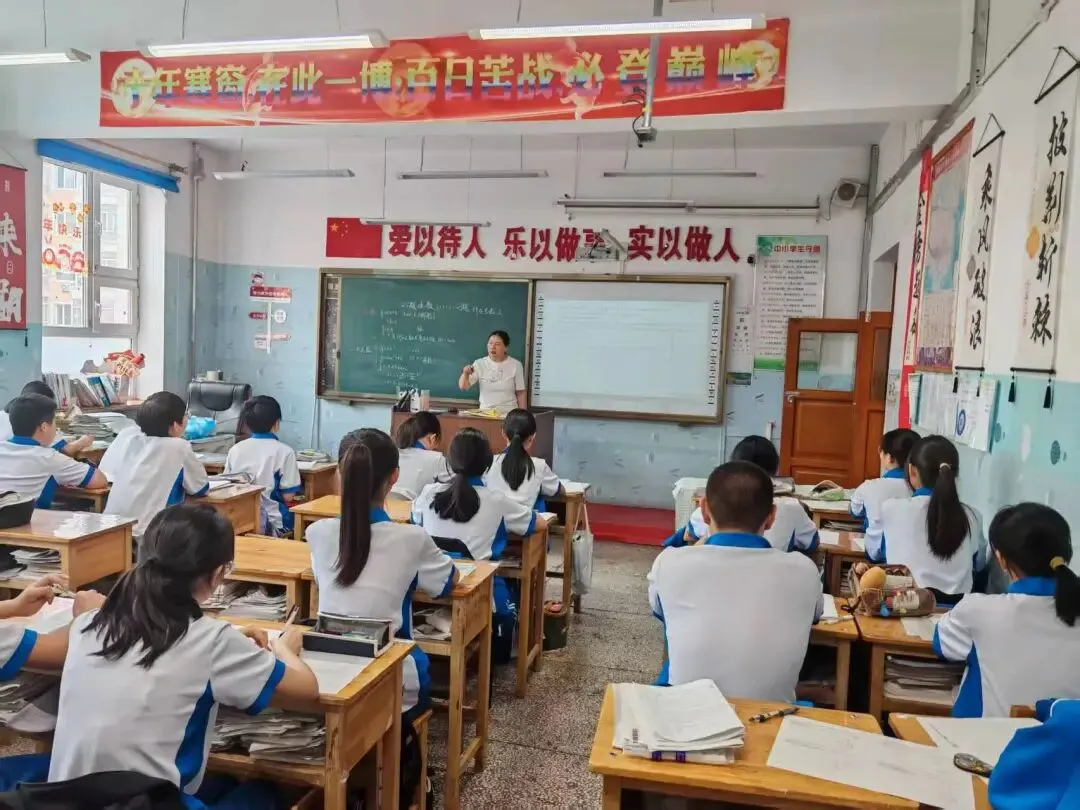 【三九教学】叩开常态课之门 凝聚中考备考之智——哈尔滨市第三十九中学校教学常态课展示-第3张图片-四季读书网