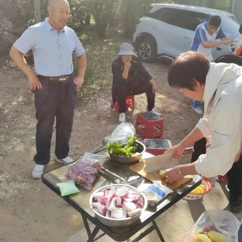 放松身心凝合力 蓄力中考向未来 —— 阿拉善左旗第四中学九年级开展社会实践减压活动-第8张图片-四季读书网