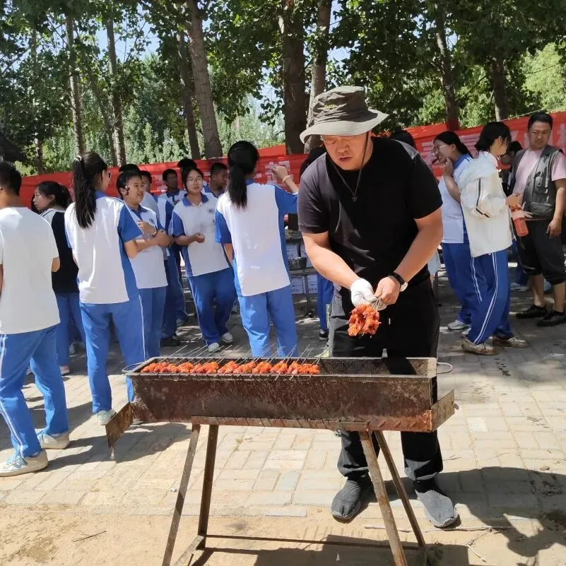 放松身心凝合力 蓄力中考向未来 —— 阿拉善左旗第四中学九年级开展社会实践减压活动-第15张图片-四季读书网