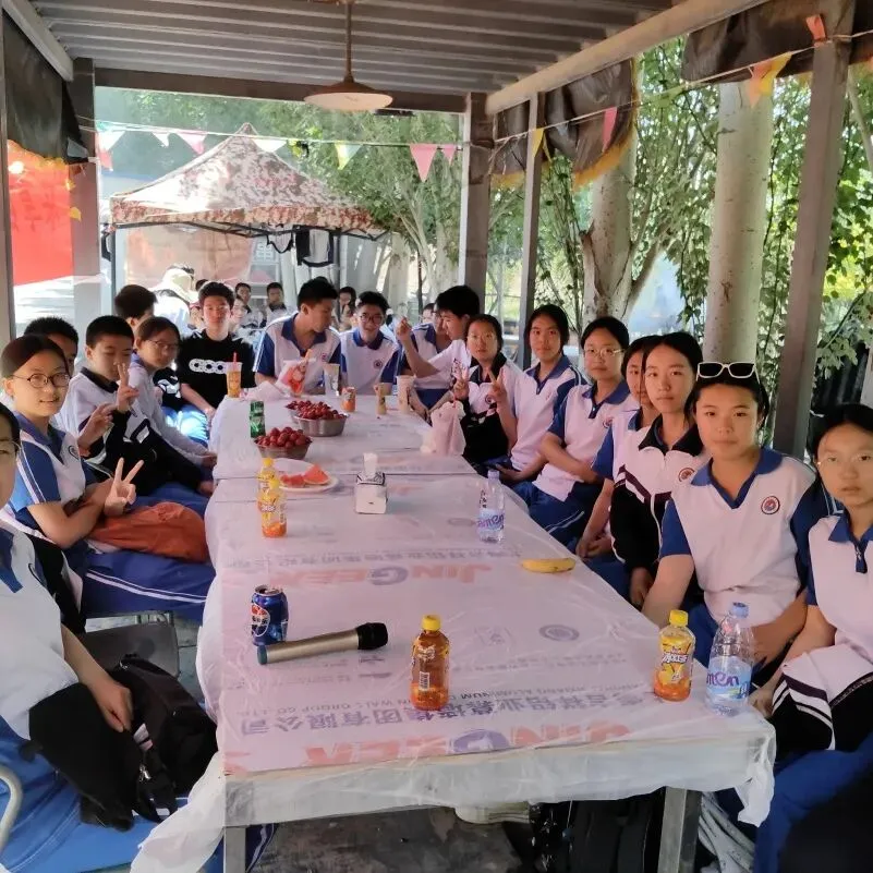 放松身心凝合力 蓄力中考向未来 —— 阿拉善左旗第四中学九年级开展社会实践减压活动-第16张图片-四季读书网