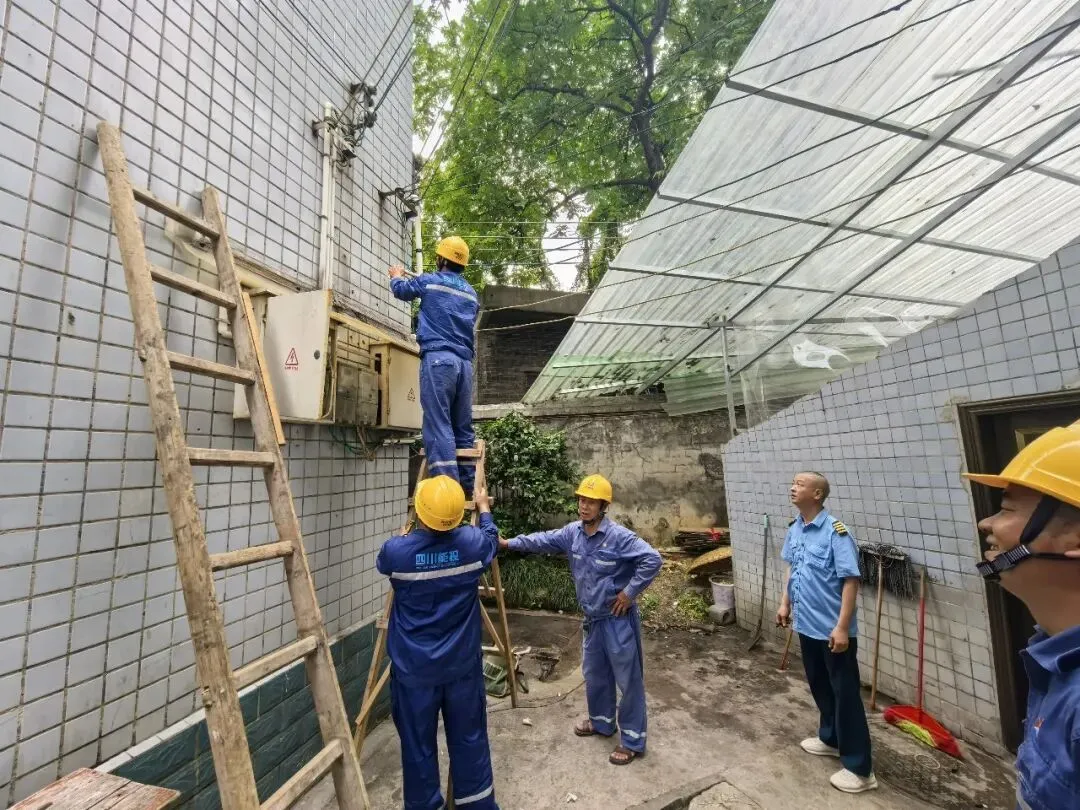 护航中考|多部门联合排查除隐患,凝心聚力守护腾达学子中考路-第8张图片-四季读书网