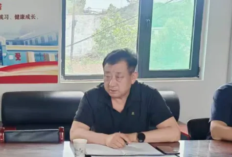 教研办到东城铺学校督导中考备考工作-第10张图片-四季读书网