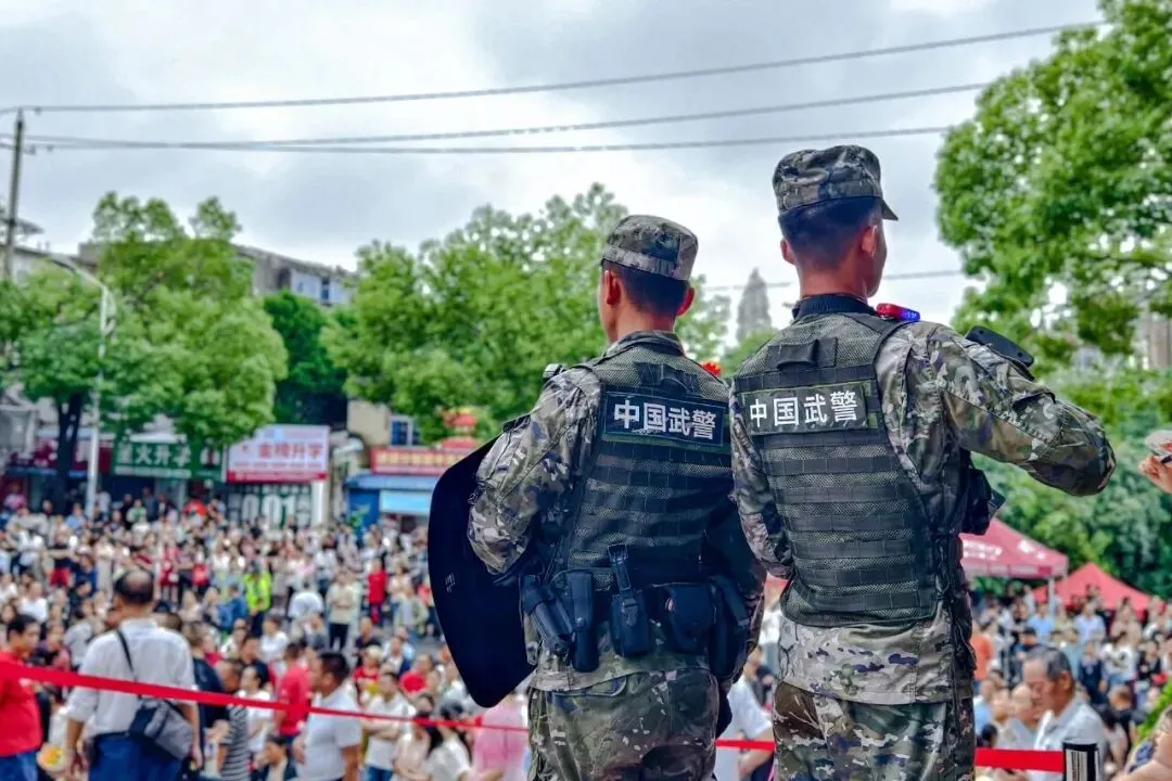 高考试卷这样的“国家绝密”,是如何护送的?-第15张图片-四季读书网