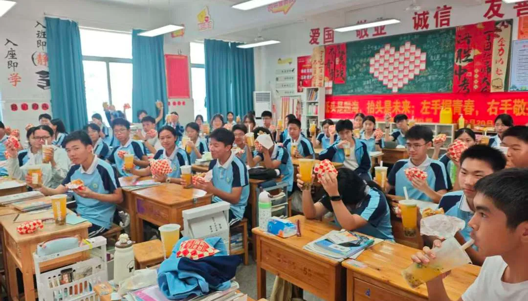 凝心聚力战中考 砥砺奋进正当时——九年级冲刺阶段备考纪实-第27张图片-四季读书网