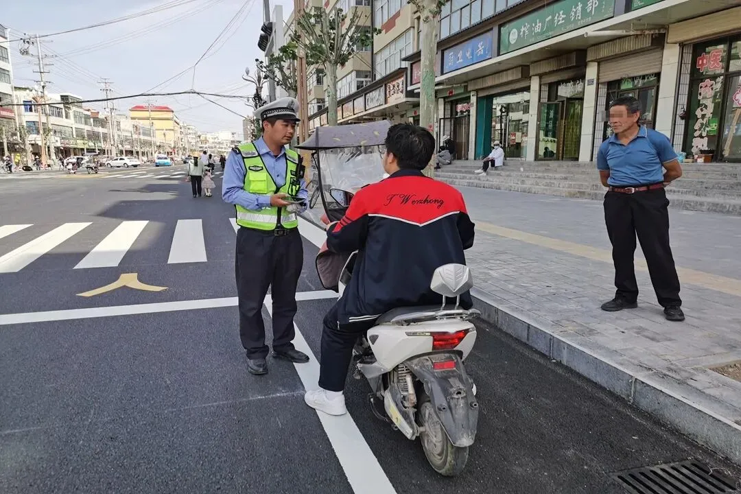 【护航高中考】通渭公安全力护航平安高考-第4张图片-四季读书网