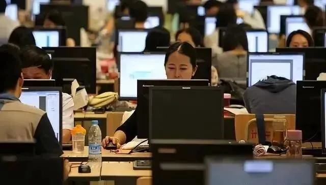 国家绝密丨一份高考试卷的“最高机密”,一场守护了几十年的国家安全防线!-第7张图片-四季读书网