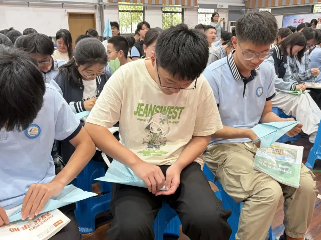 赋能心灵,蓄力中考 | 初三中考考前减压赋能团体辅导圆满开展-第29张图片-四季读书网