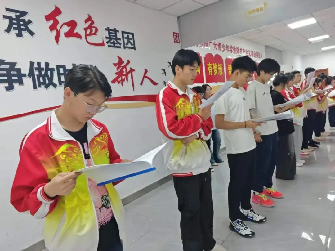 倒计时十天 晨读砺锋芒——成功中考二校全力冲刺中考-第31张图片-四季读书网