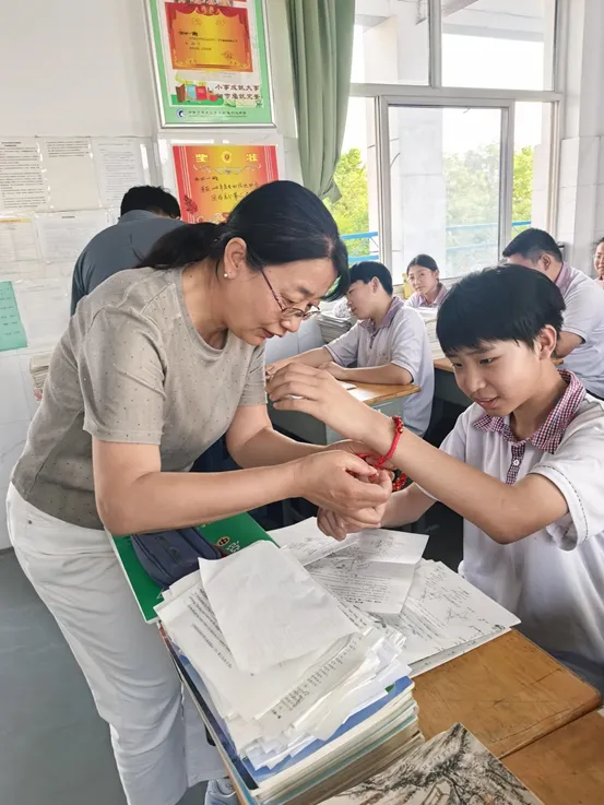腕载厚望 圆梦中考——高庄街道中心中学九年级(1)班-第3张图片-四季读书网