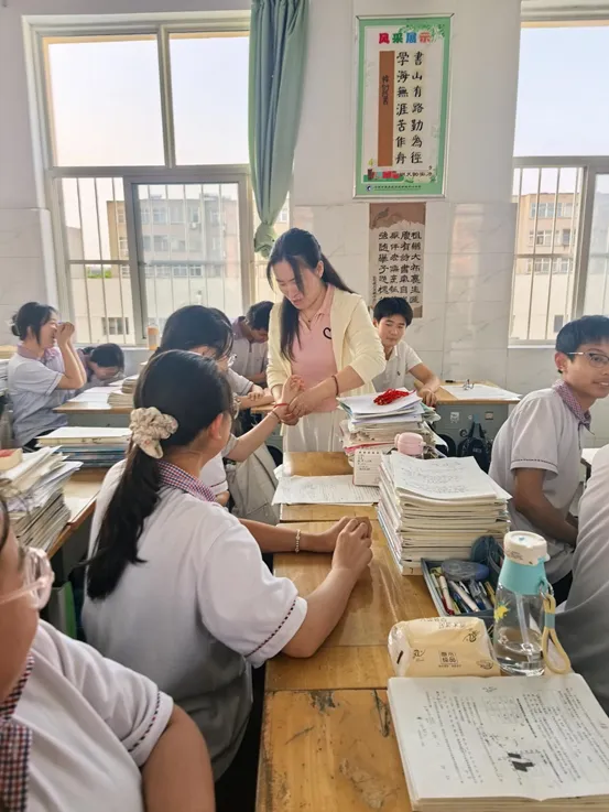 腕载厚望 圆梦中考——高庄街道中心中学九年级(1)班-第5张图片-四季读书网