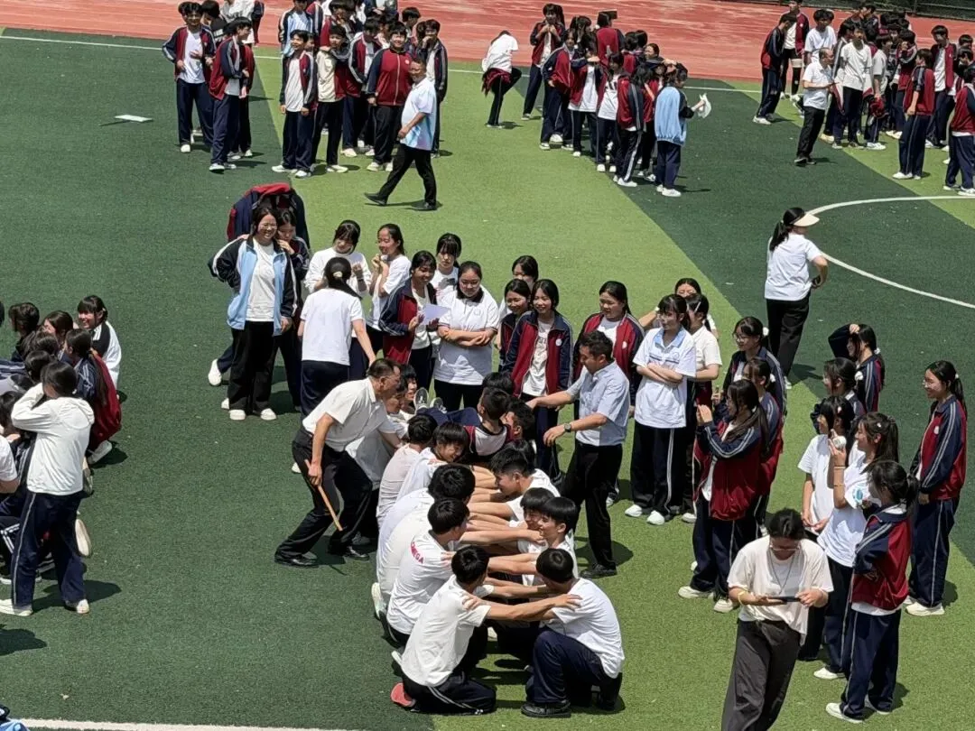 青春健康校园行 守护成长迎中考|修文县青春健康百场万人宣讲活动走进修文三中、修文四中-第21张图片-四季读书网