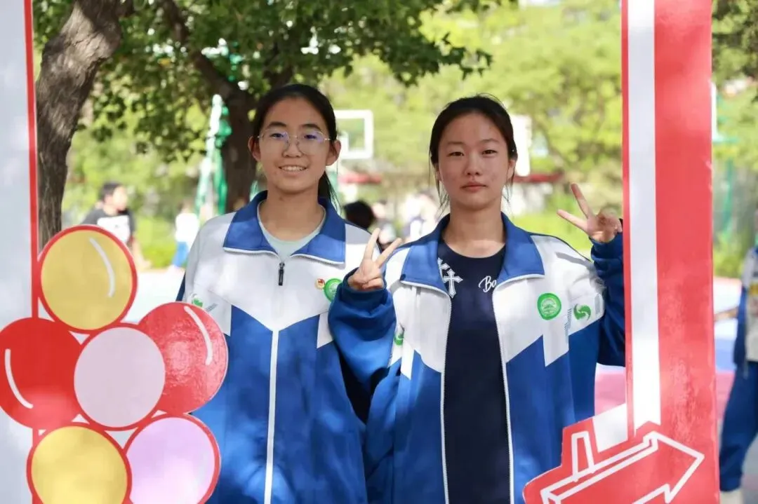 释放压力助备考,凝心聚力迎中考—— 银川市第十八中学开展初三考前心理游园减压活动-第16张图片-四季读书网