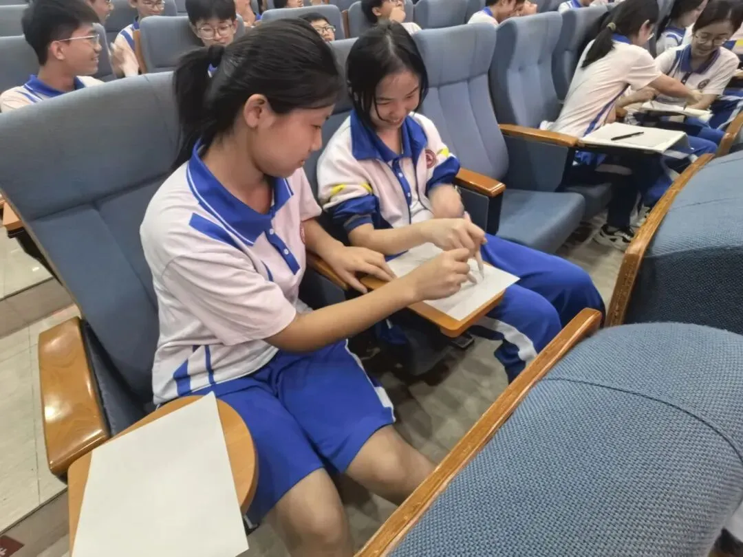 横渡中考长河,赋能从容应考|庆丰实验学校初三考前心理减压讲座-第12张图片-四季读书网