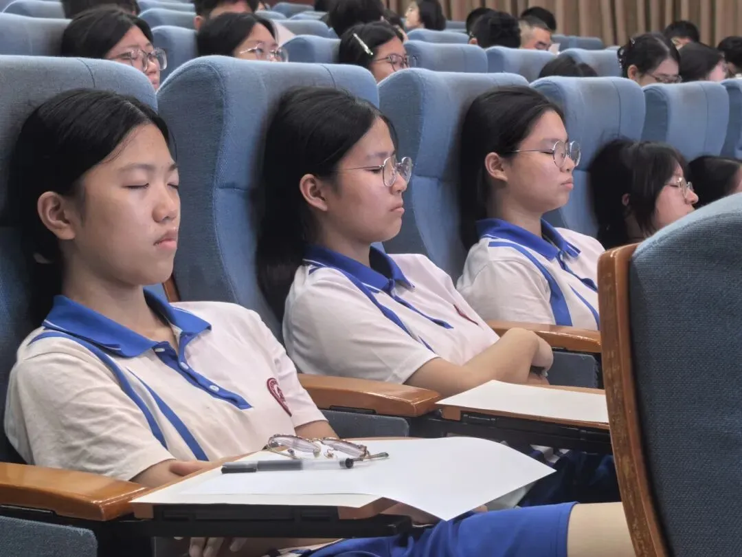 横渡中考长河,赋能从容应考|庆丰实验学校初三考前心理减压讲座-第14张图片-四季读书网