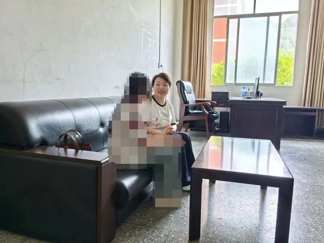 暖心护航中考・呵护心灵成长——巫溪县心理健康教育团队赴文峰初中开展学生心理调适暨师生心理健康关爱专项活动-第8张图片-四季读书网