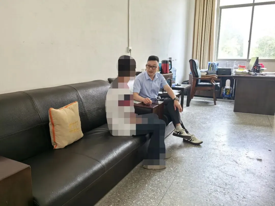 暖心护航中考・呵护心灵成长——巫溪县心理健康教育团队赴文峰初中开展学生心理调适暨师生心理健康关爱专项活动-第9张图片-四季读书网