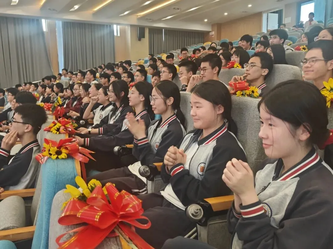 葵星逐光 决胜中考|观澜中学圆满举行初三中考助力活动-第27张图片-四季读书网