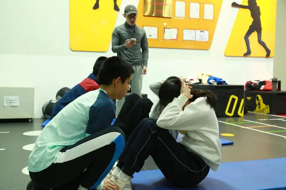 体育中考提分+体能+减脂,10岁以上暑假特训来袭!-第13张图片-四季读书网