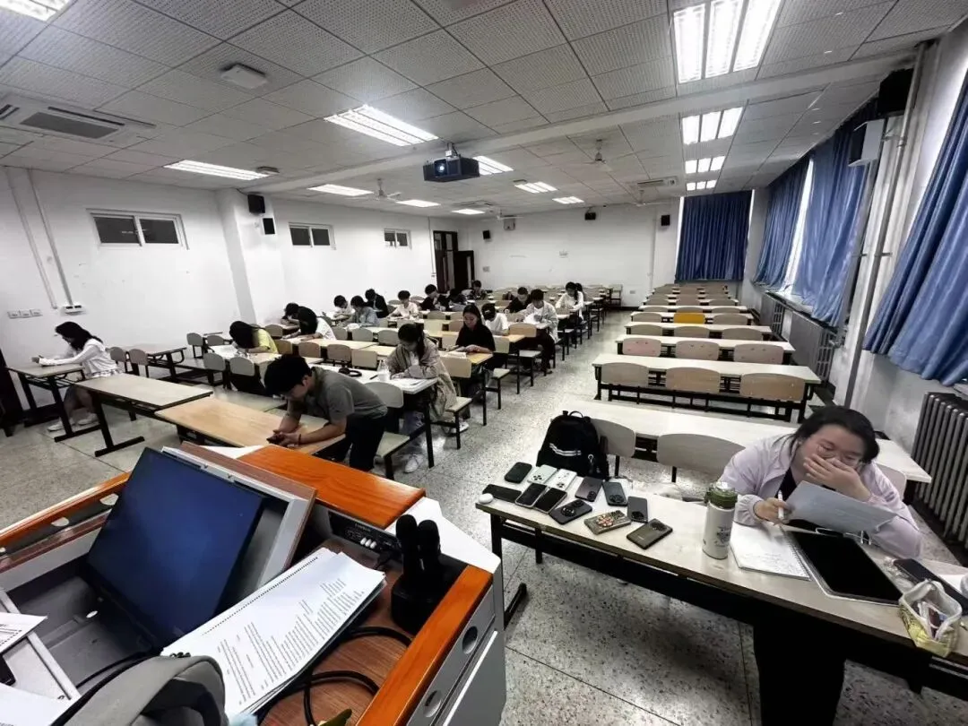 信息与控制工程学院四级模拟考试-第9张图片-四季读书网