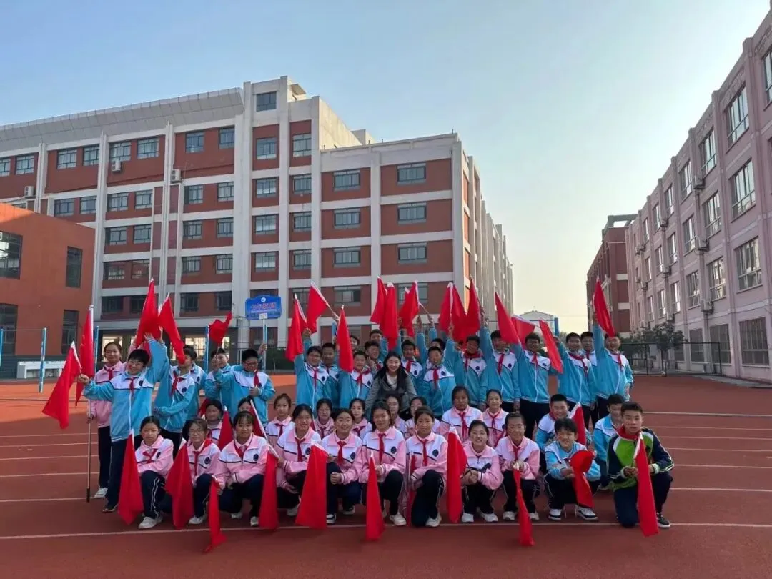 中考倒计时7天|心怀热爱,向阳而生——2023级7班风采展示-第20张图片-四季读书网