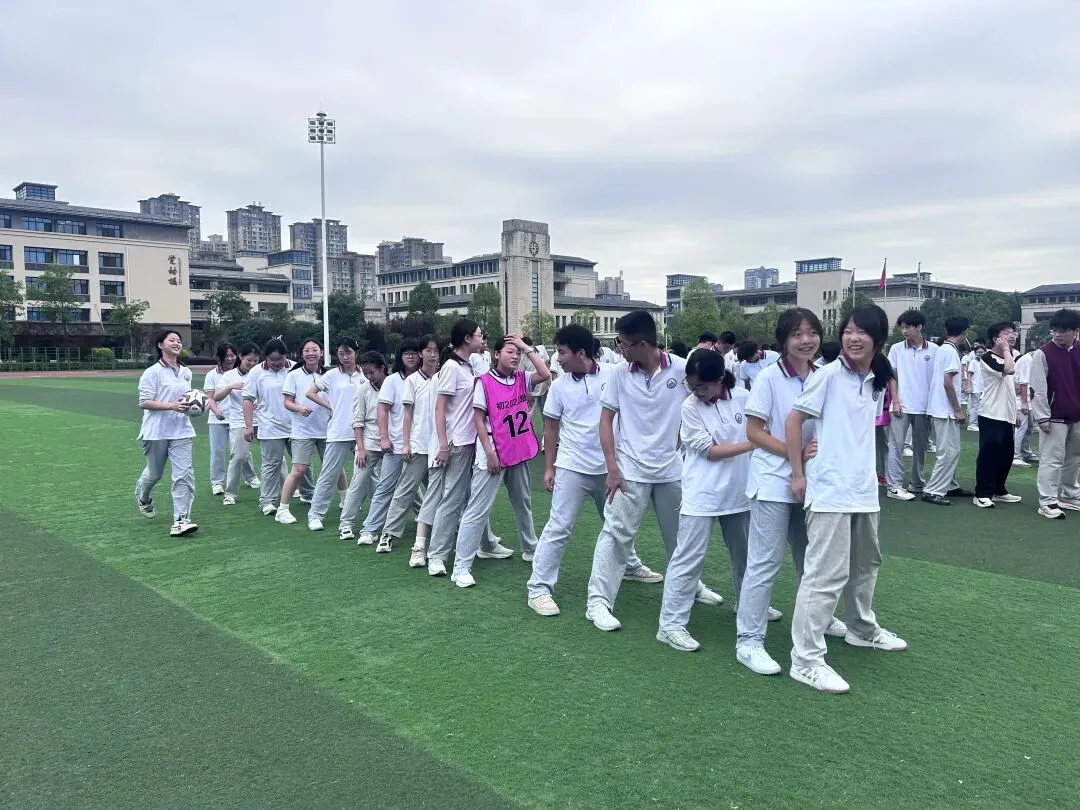 凝心聚力迎中考 逐梦前行向未来——我校开展2026年富顺“圆梦工程”初2023级心理团辅活动-第8张图片-四季读书网
