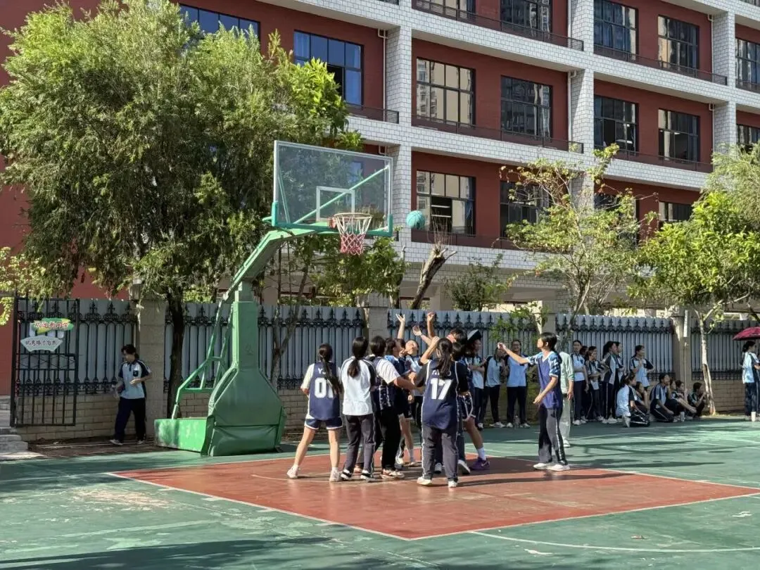 525·我爱我|减压赋能,笑赢中考——经开一中九年级心理活动月系列活动纪实-第19张图片-四季读书网