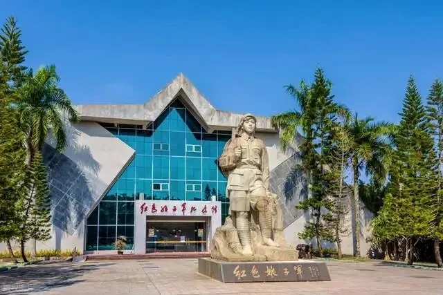 2026年江西中考作文命题精准预测及优秀范文亮点简评-第13张图片-四季读书网