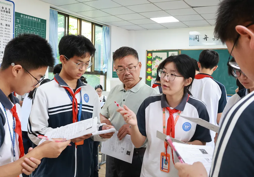 决战中考,梦想起航; | 青云实验中学盛湖学校2027中考复读招生简章-第8张图片-四季读书网