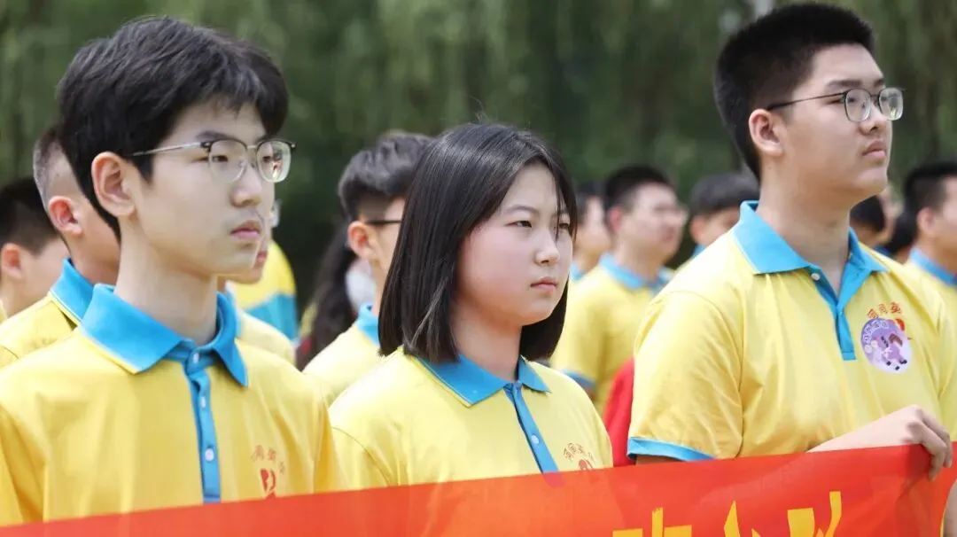 【2026驰骋中考1️⃣】休整蓄锋芒!英华初三勇士归来,秣马厉兵战-第74张图片-四季读书网