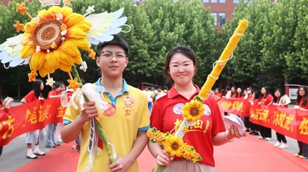 【2026驰骋中考1️⃣】休整蓄锋芒!英华初三勇士归来,秣马厉兵战-第108张图片-四季读书网
