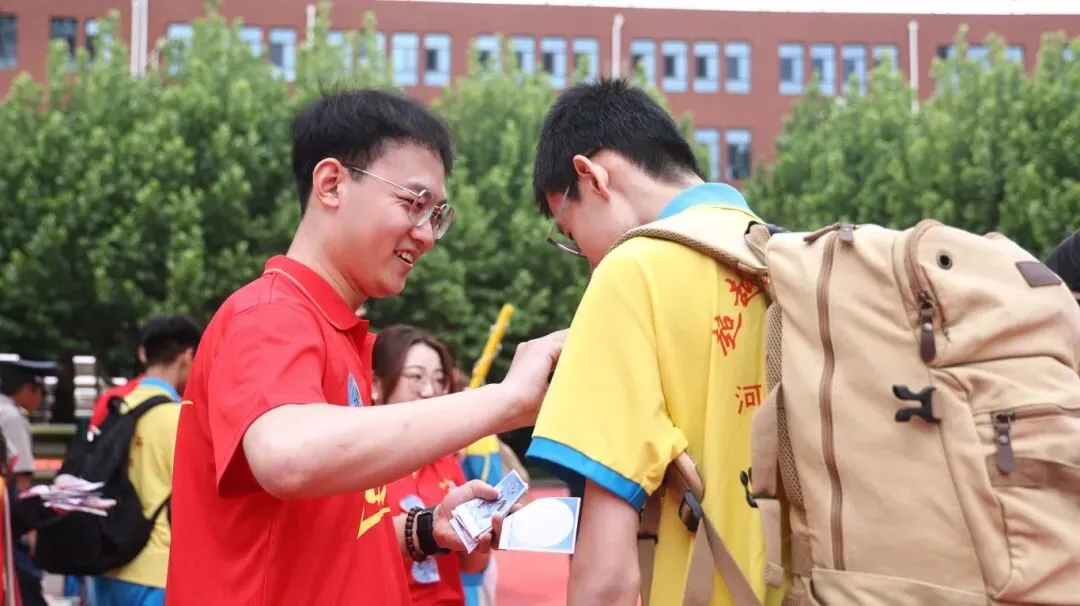 【2026驰骋中考1️⃣】休整蓄锋芒!英华初三勇士归来,秣马厉兵战-第115张图片-四季读书网