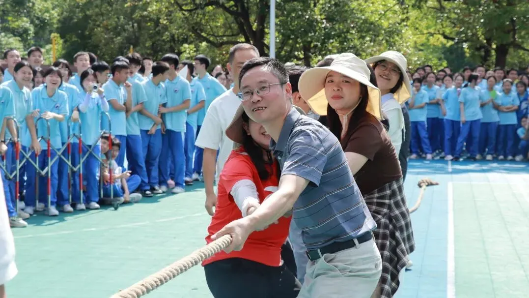 【五色璀璨·橙色悦心】趣味释压,逐梦中考|遵义航天中学九年级趣味运动会暖心落幕!-第37张图片-四季读书网 【五色璀璨·橙色悦心】趣味释压,逐梦中考|遵义航天中学九年级趣味运动会暖心落幕!-第37张图片-四季读书网