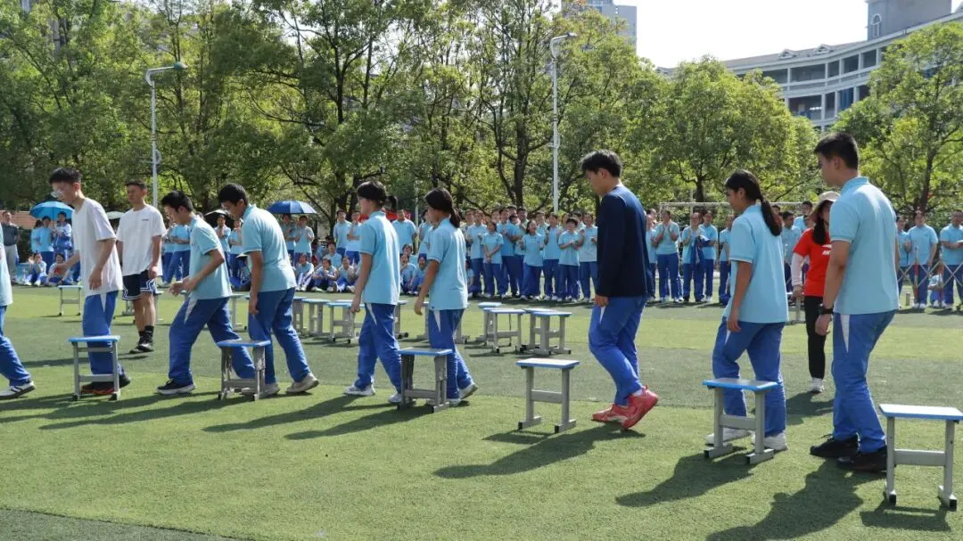 【五色璀璨·橙色悦心】趣味释压,逐梦中考|遵义航天中学九年级趣味运动会暖心落幕!-第51张图片-四季读书网 【五色璀璨·橙色悦心】趣味释压,逐梦中考|遵义航天中学九年级趣味运动会暖心落幕!-第51张图片-四季读书网