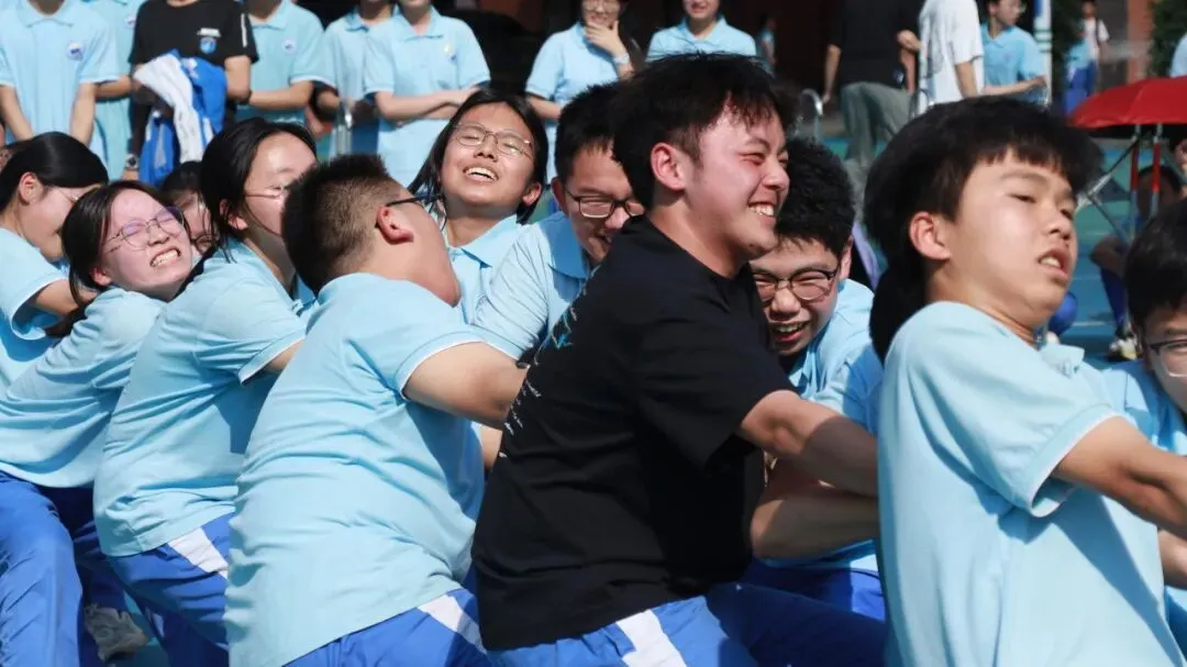 【五色璀璨·橙色悦心】趣味释压,逐梦中考|遵义航天中学九年级趣味运动会暖心落幕!-第60张图片-四季读书网 【五色璀璨·橙色悦心】趣味释压,逐梦中考|遵义航天中学九年级趣味运动会暖心落幕!-第60张图片-四季读书网