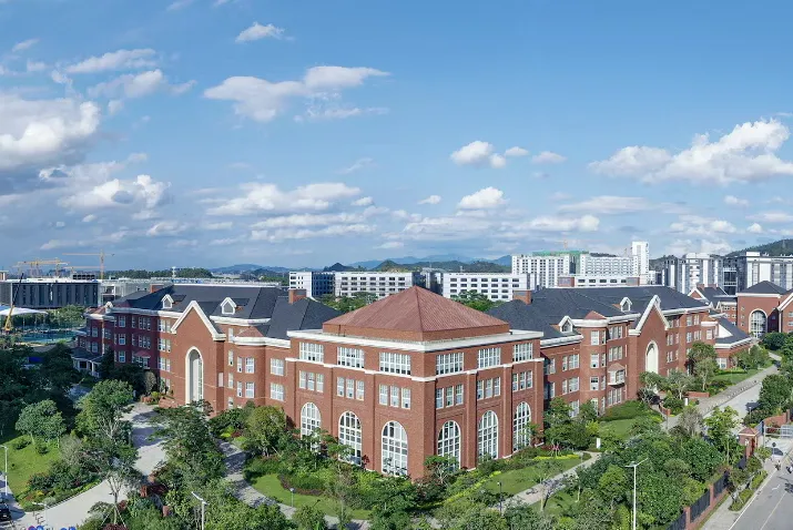 2026最新:中考不理想不用慌!深圳及周边这些国际学校照样能冲名校-第5张图片-四季读书网 2026最新:中考不理想不用慌!深圳及周边这些国际学校照样能冲名校-第5张图片-四季读书网
