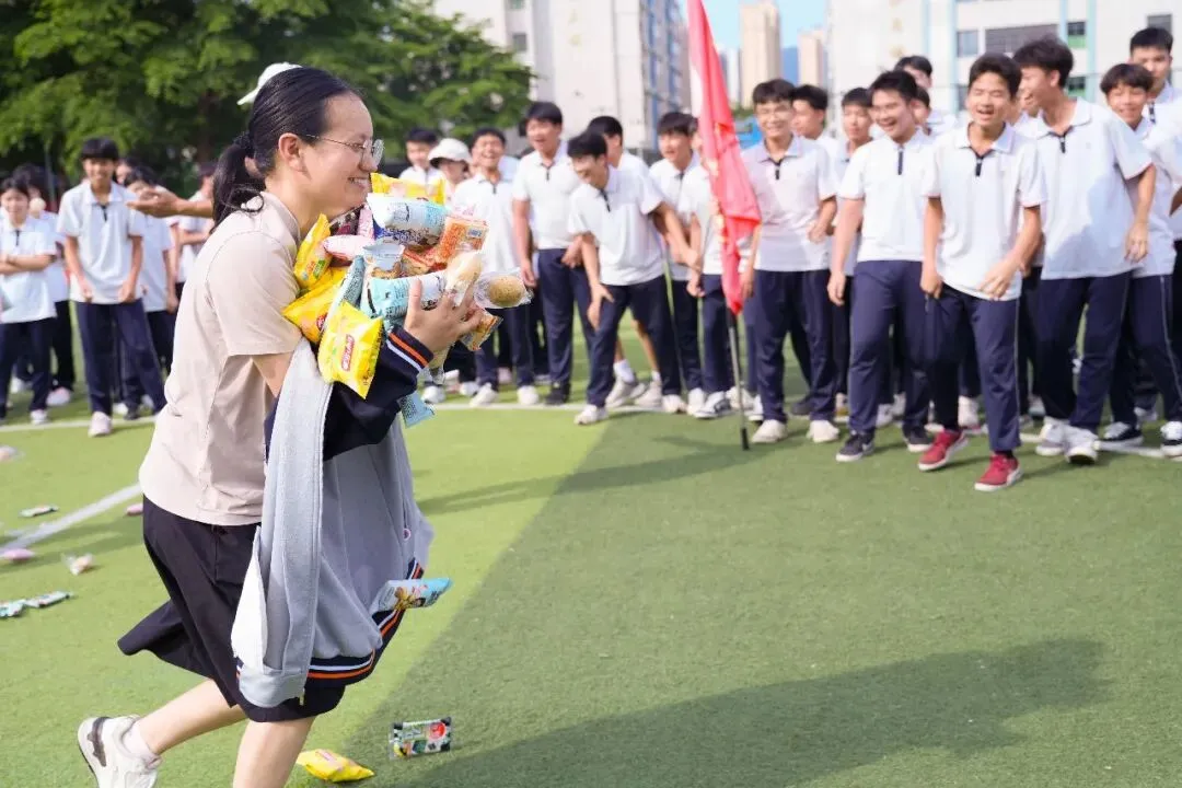 轻装上阵,笑迎中考——肇庆市长田学校九年级中考减压活动-第22张图片-四季读书网