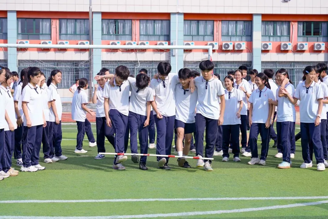 轻装上阵,笑迎中考——肇庆市长田学校九年级中考减压活动-第33张图片-四季读书网