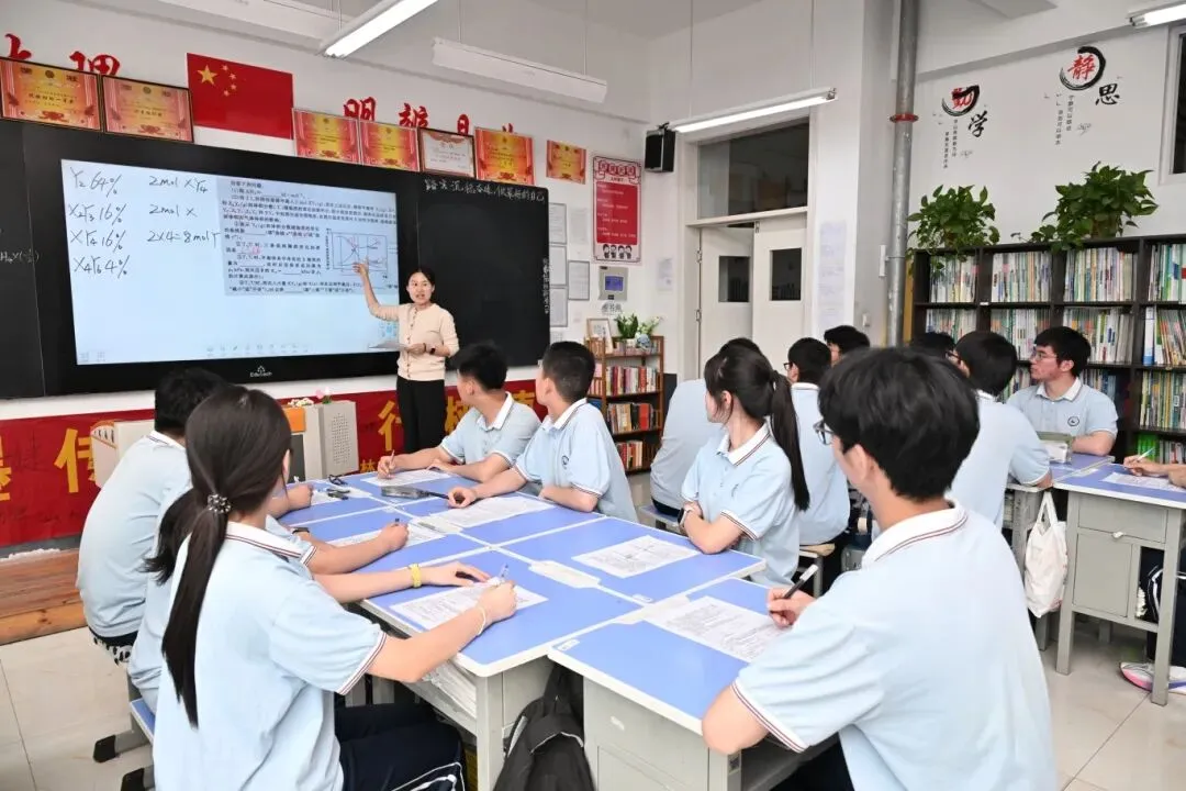 中考择校何去何从 | 临沂艺林高级中学,为普通生、偏科生、边缘生铺就看得见的大学之路-第31张图片-四季读书网