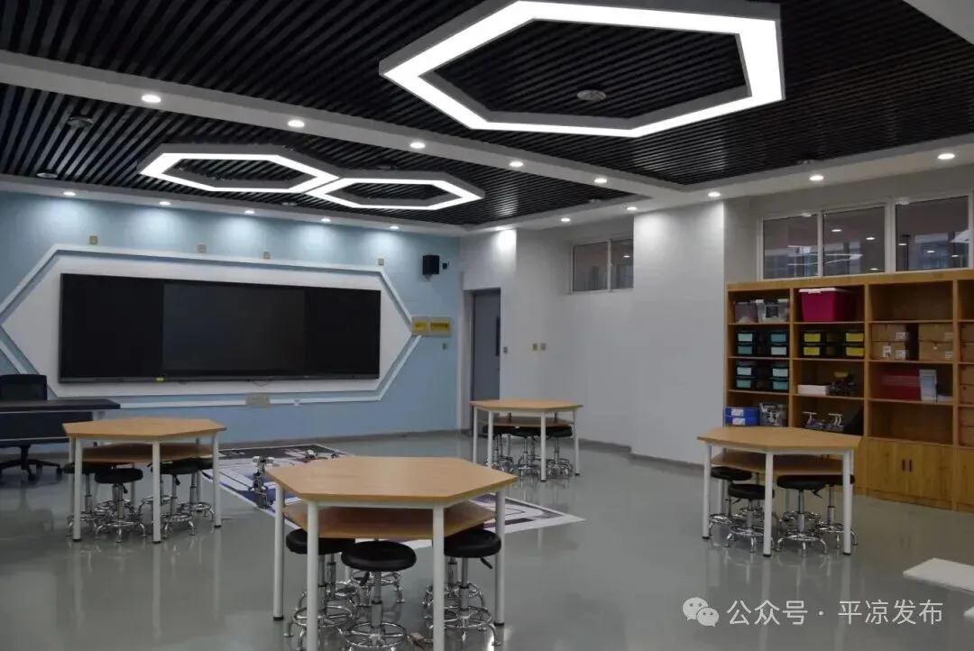 平凉一中2026年中考招生简章-第8张图片-四季读书网 平凉一中2026年中考招生简章-第8张图片-四季读书网